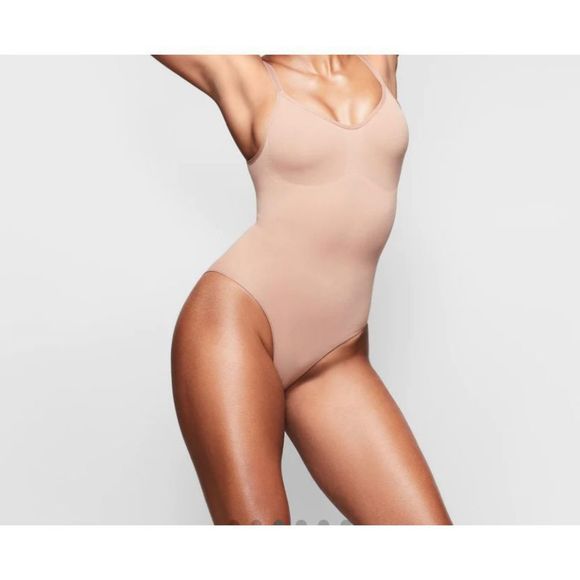 NWT Skims Sculpting Bodysuit with Snap in Sienna - PRICE FIRM - Picture 2 of 5